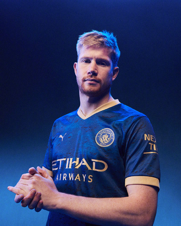 东体谈中超外援名额调整：足协、中足联应多听听俱乐部的意见（东体评中超外援名额调整：足协与中足联应更多采纳俱乐部意见）