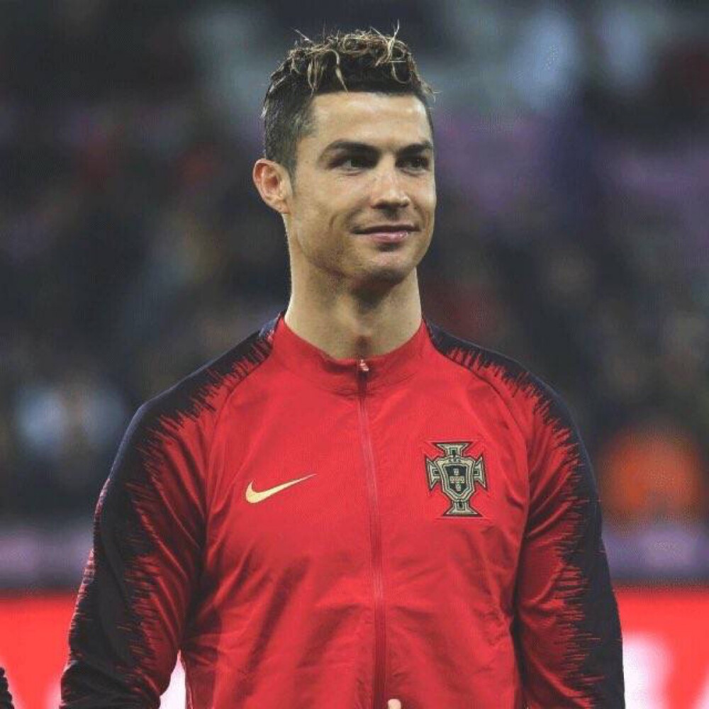 TA报道4-3-3阵型：起源于荷兰全攻全守，如今阵型界限已模糊（TA解析4-3-3：源自荷兰全攻全守，现今阵型边界愈发模糊）