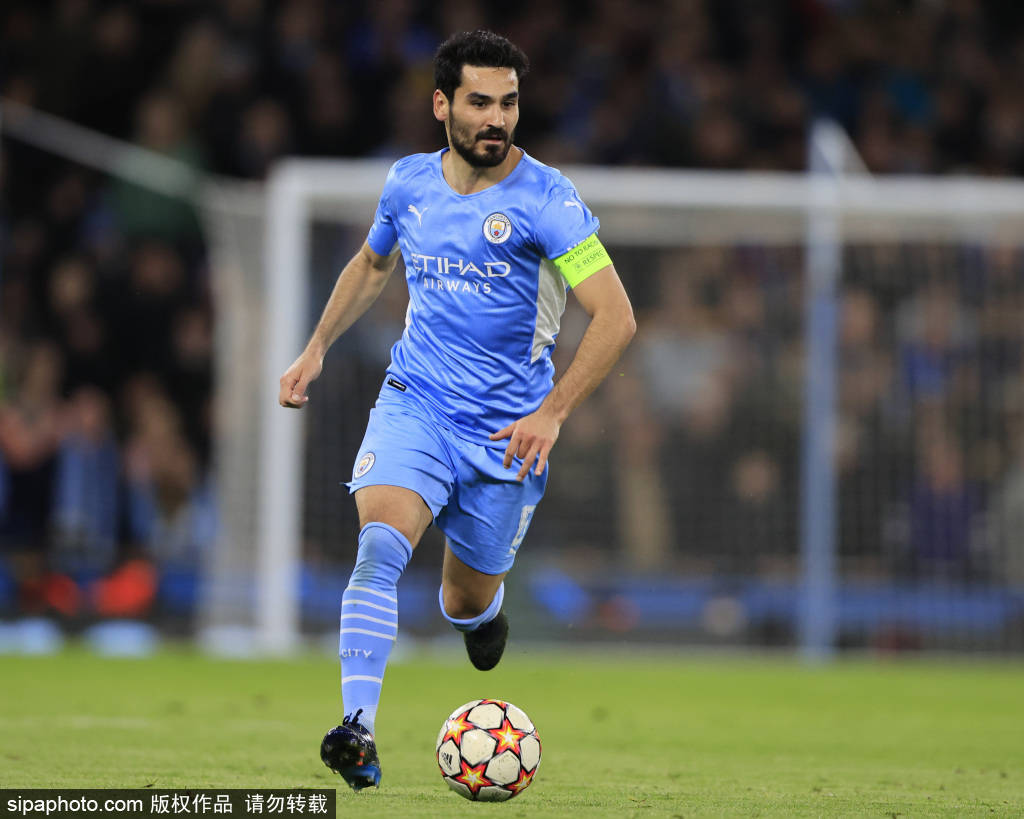 哈兰德赛后采访玩梗：保持谦逊；卡拉格、基恩做节目叫上我爸（哈兰德赛后妙语：要保持谦逊；喊话卡拉格、基恩节目请上我父亲）