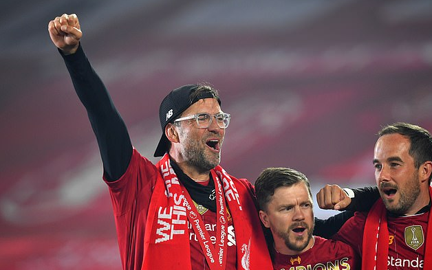 NBA战报：科沃德23分14板，灰熊107-98击败快船（灰熊107-98击退快船，科沃德23分14篮板领衔）