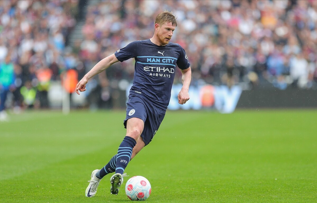 江苏业余足球再添活力 “我爱足球”城市联赛赋能基层足球发展（江苏业余足球迎来新活力：“我爱足球”城市联赛助推基层发展）