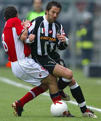 前国米助教：伊布是最难管的球员；阿德是个玻璃般脆弱的天才（前国米助教：伊布最难管教，阿德里亚诺天赋惊人却脆如玻璃）