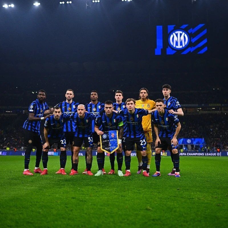 捷克11月大名单：绍切克、希克领衔，舒尔茨、维季克在列（捷克队11月名单出炉：绍切克、希克压阵，舒尔茨、维季克入选）