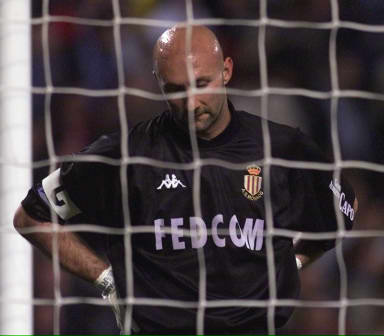 足球报：邵佳一有四大特质被认可，熟悉足协和国字号工作（足球报：邵佳一四大特质获肯定，熟悉足协与国字号事务）